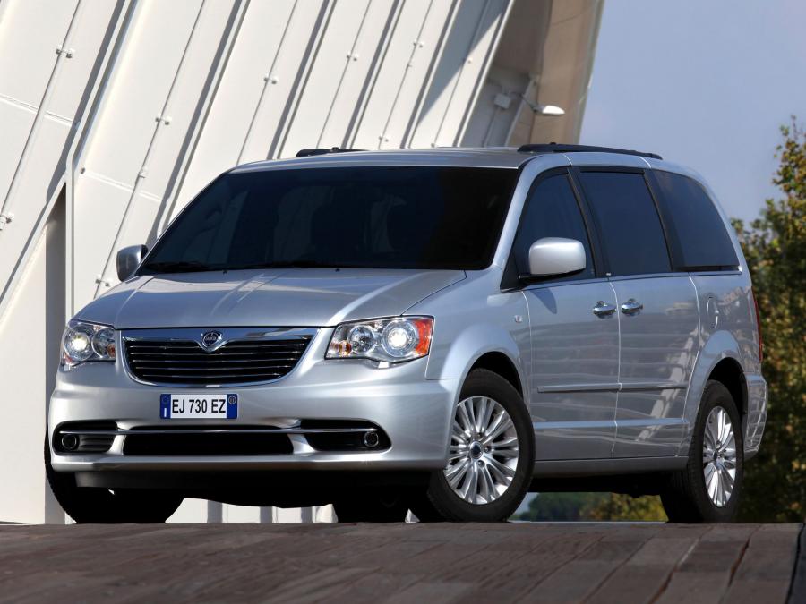  Lancia Voyager 2011 года  (фото 45 из 66)